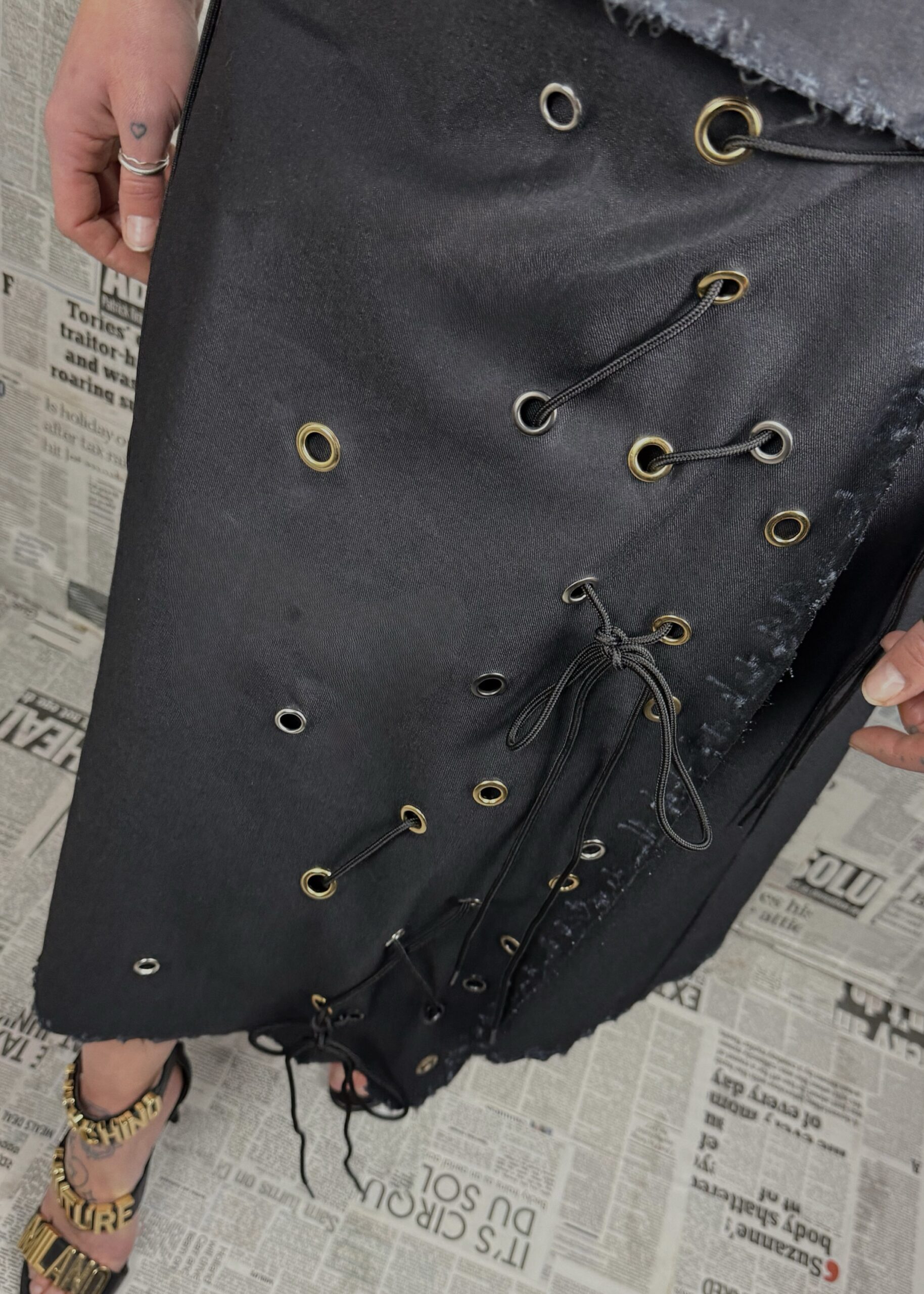 LACED MIDI SKIRT - Image 2